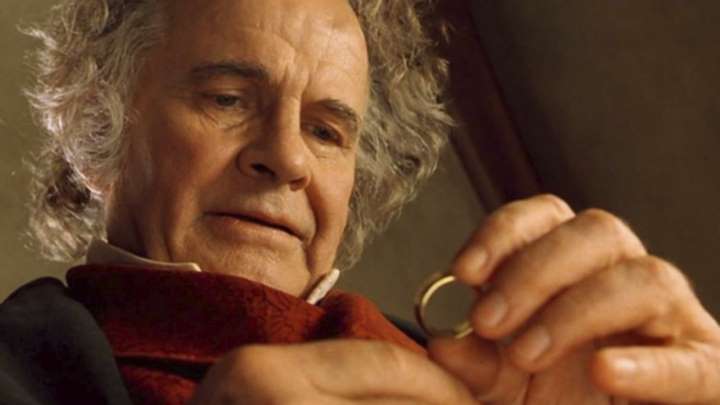Bilbo Baggins lord of the rings sir ian holm