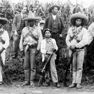 Si Zapata comandó cerca de 10 mil hombres, pero sufrió bajas en las batallas contra los Carrancistas por cerca del 30% del total de su ejército, entonces ¿Cuál es la masa del sol?