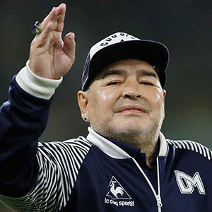 ¿Cuál es el nombre completo de Maradona?